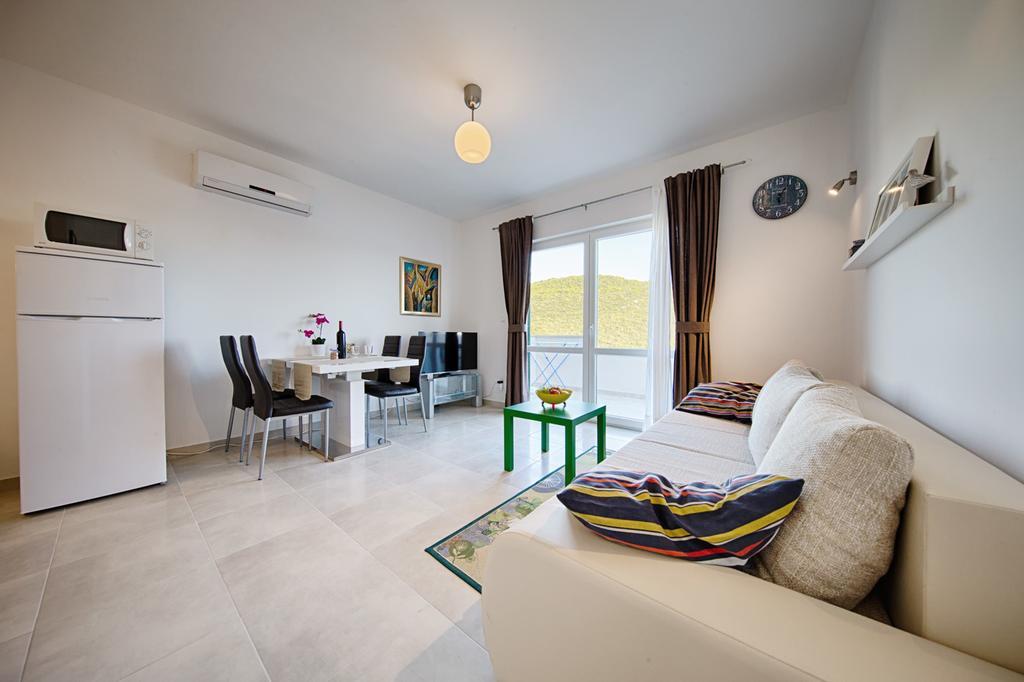 Apartments Ladesta Lastovo Habitación foto
