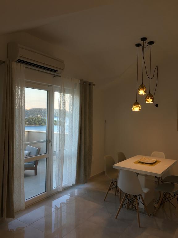 Apartments Ladesta Lastovo Exterior foto